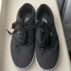 Men’s Vans gray shoes with black laces - size 11.5